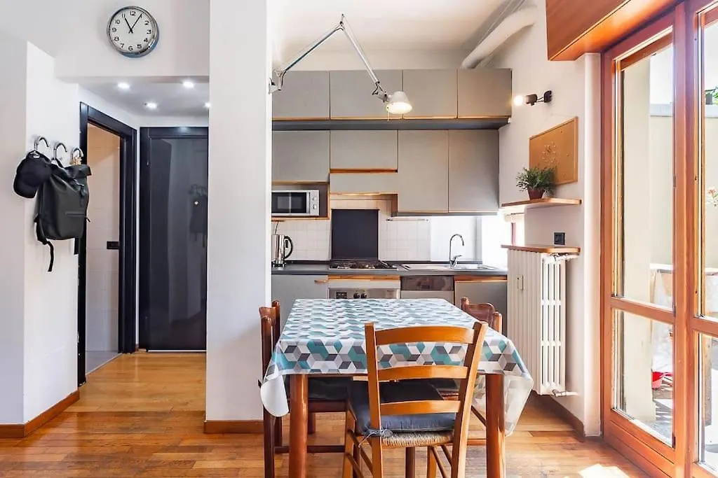 Duomo 15 Min -Casa Silenziosa Con Terrazzo Apartment Milan Italy